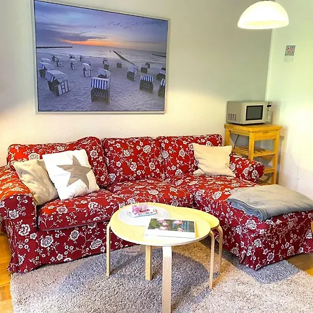 Am Schwimmbad Auf Dem Ostsee-ferienhof Appartement *